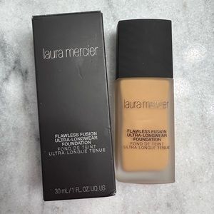 NEW Laura Mercier Flawless Fusion Ultra-Longwear Foundation in Butterscotch